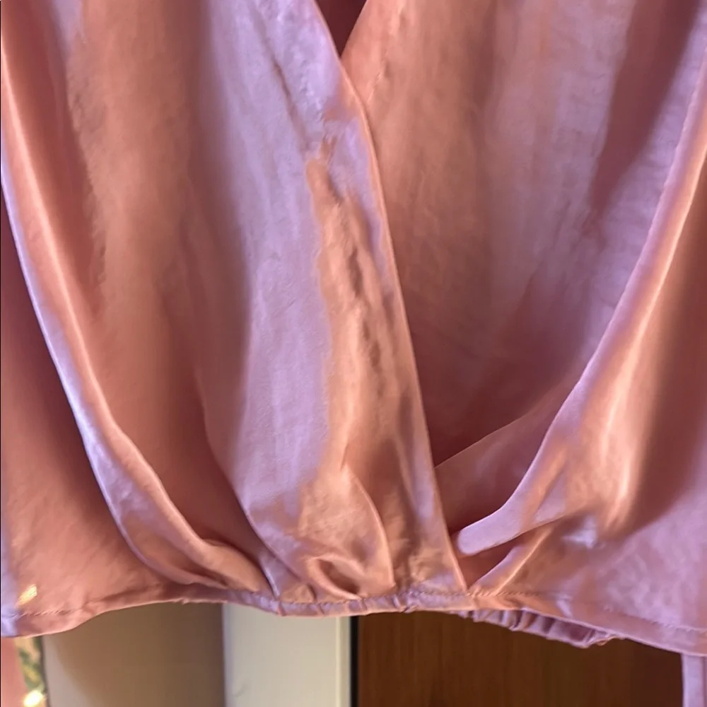 Bar III Women's Pink Satin Blouse 🎃 - Picture 3 of 6